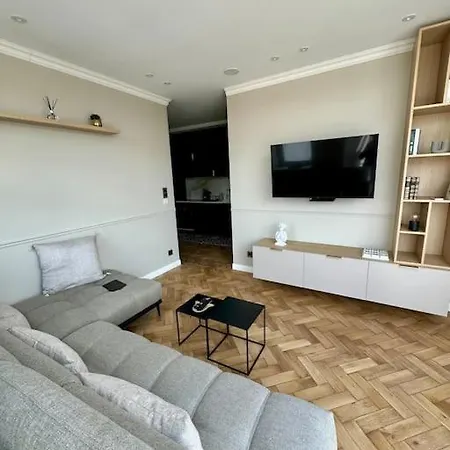 Bel Climatise En Plein Coeur De アパート