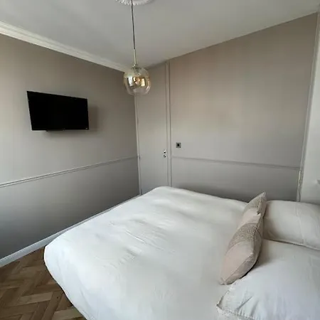 Bel Climatise En Plein Coeur De * リール