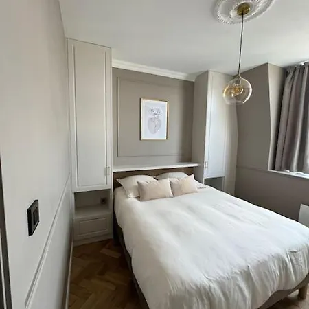 Bel Climatise En Plein Coeur De *