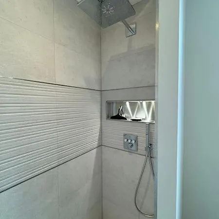 Appartement Bel Climatise En Plein Coeur De *