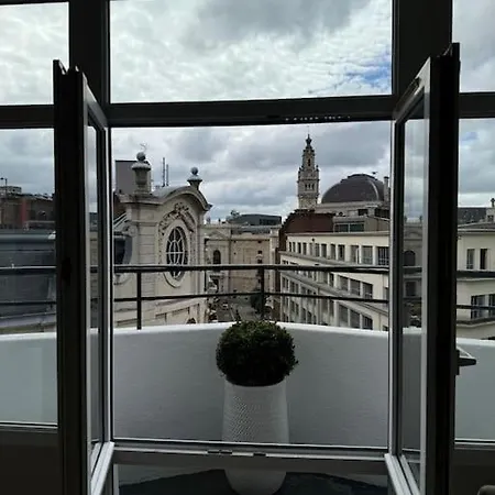 Appartement Bel Climatise En Plein Coeur De Rijsel